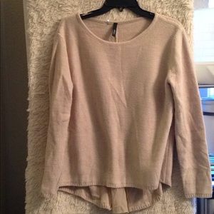 M cream sweater
